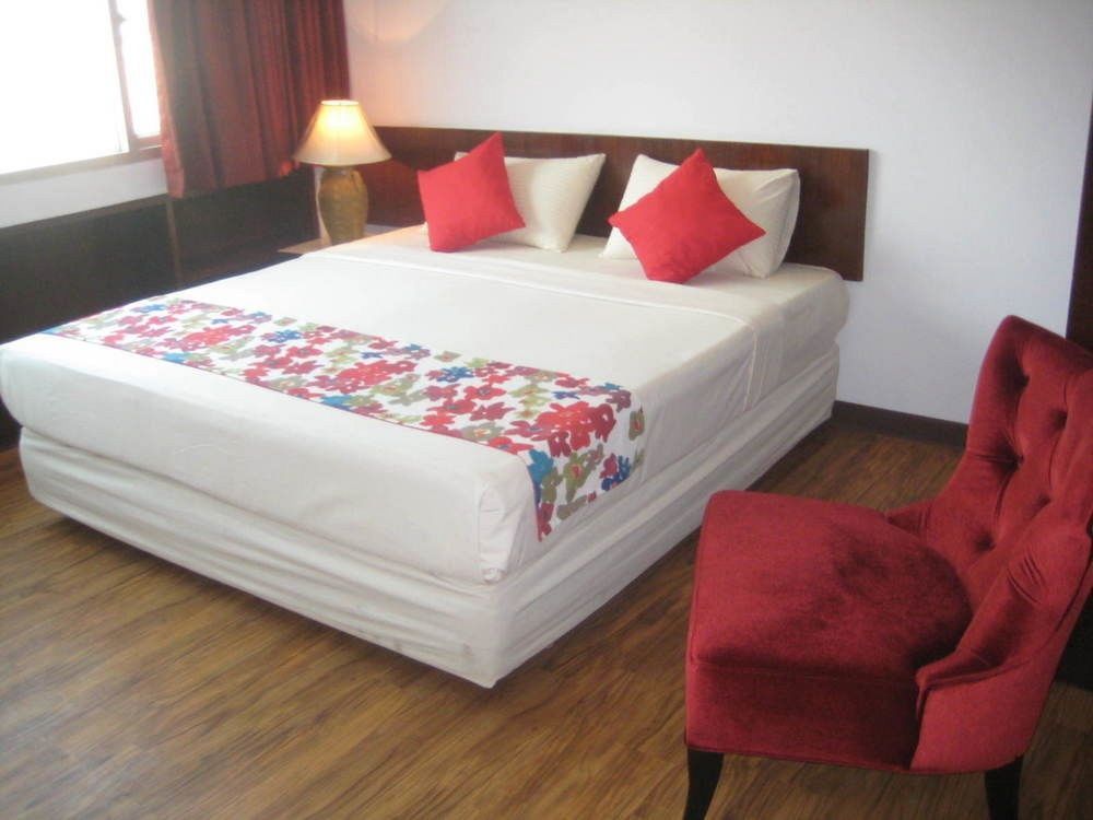 Ruamchitt Travelodge Bangkok Exterior photo